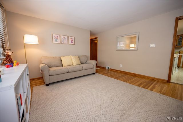 126 Lamson Road, Tonawanda, NY 14223