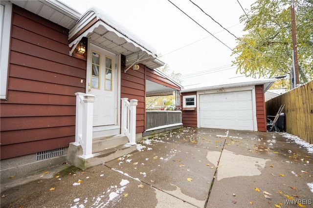 126 Lamson Road, Tonawanda, NY 14223