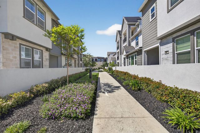 3080 Windwalker Walk, Sacramento, CA 95833