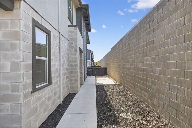 3080 Windwalker Walk, Sacramento, CA 95833