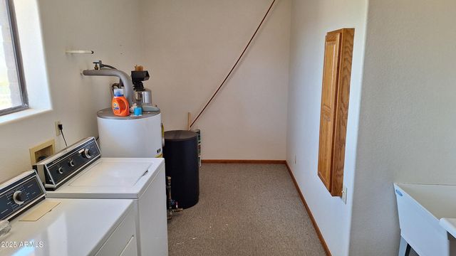 49636 N 15th Avenue, New River, AZ 85087