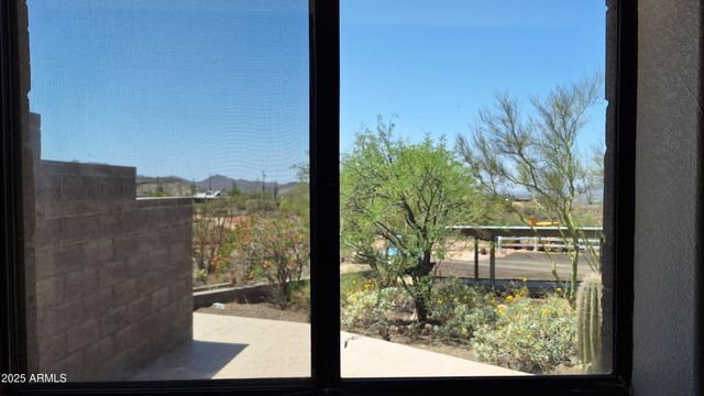 49636 N 15th Avenue, New River, AZ 85087