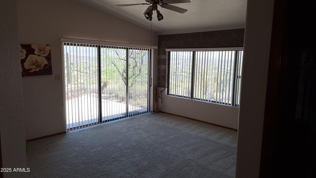 49636 N 15th Avenue, New River, AZ 85087