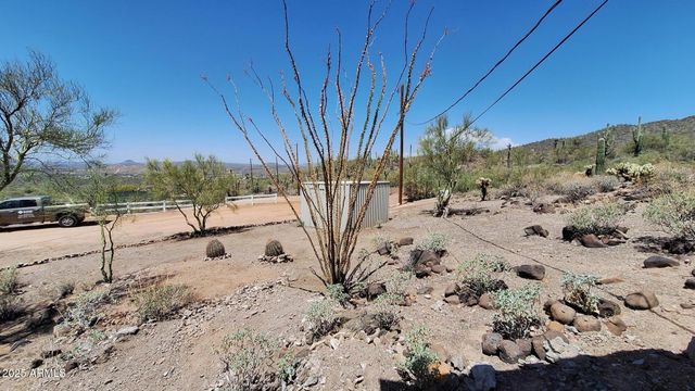 49636 N 15th Avenue, New River, AZ 85087
