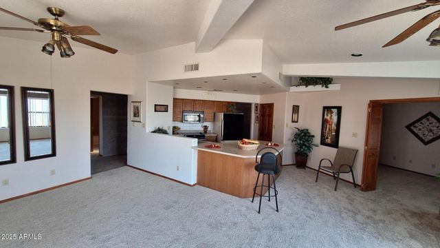 49636 N 15th Avenue, New River, AZ 85087