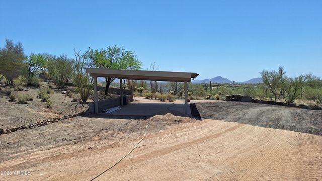 49636 N 15th Avenue, New River, AZ 85087