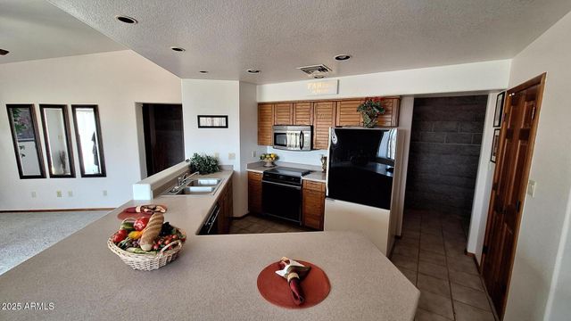 49636 N 15th Avenue, New River, AZ 85087