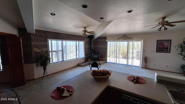 49636 N 15th Avenue, New River, AZ 85087