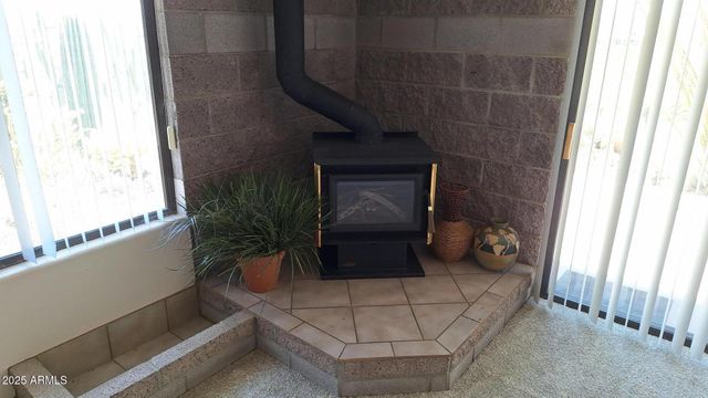 49636 N 15th Avenue, New River, AZ 85087