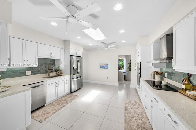6450 SW 128th St, Pinecrest, FL 33156