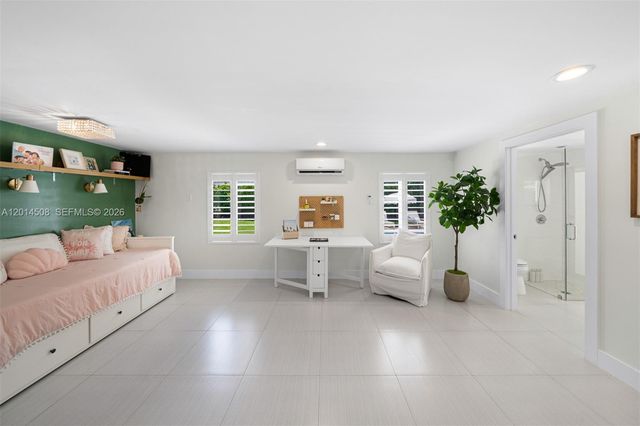 6450 SW 128th St, Pinecrest, FL 33156