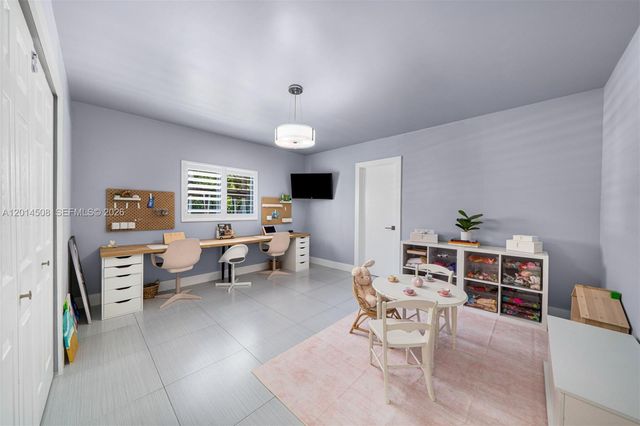 6450 SW 128th St, Pinecrest, FL 33156
