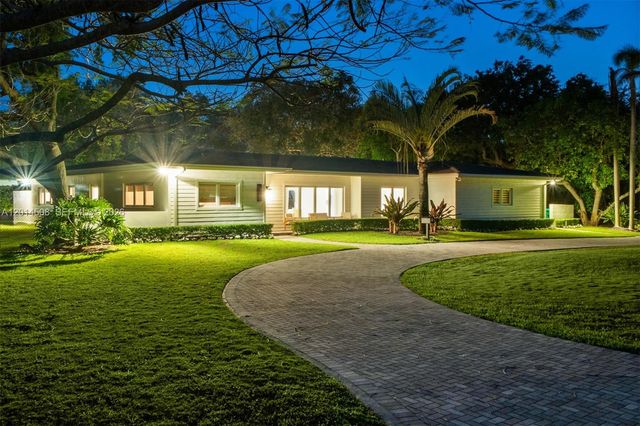 6450 SW 128th St, Pinecrest, FL 33156