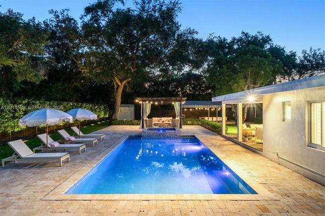 6450 SW 128th St, Pinecrest, FL 33156
