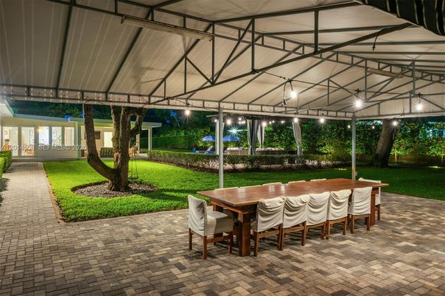 6450 SW 128th St, Pinecrest, FL 33156