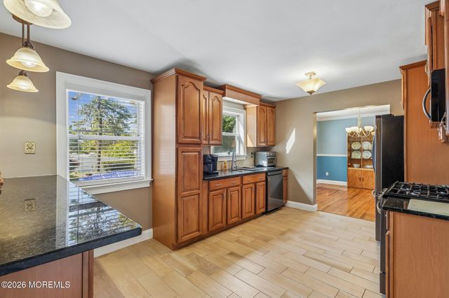 69 Gladiola Drive, Howell, NJ 07731
