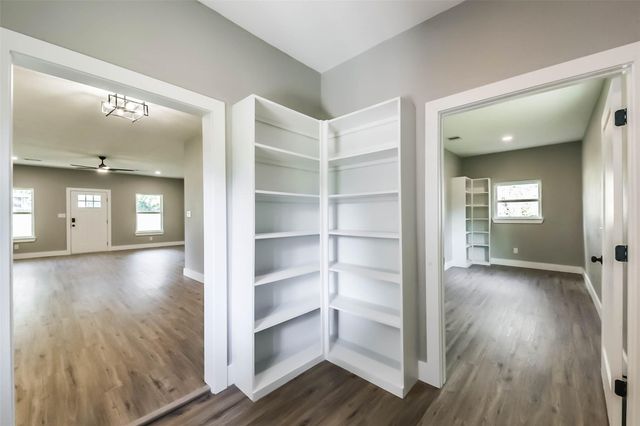 308 Petersburg Drive, Livingston, TX 77351
