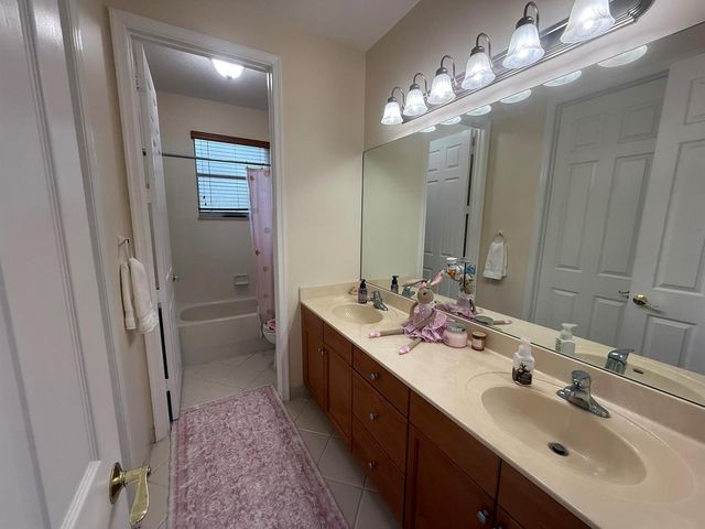 3008 Hamblin Way, Wellington, FL 33414