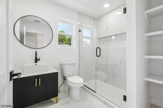 58 Fern St, Edison Twp., NJ 08817