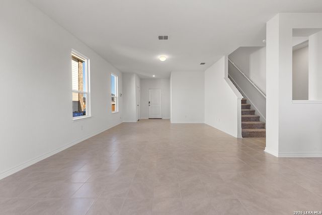 3909 Woodside Dr, Seguin, TX 78155