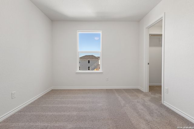 3909 Woodside Dr, Seguin, TX 78155