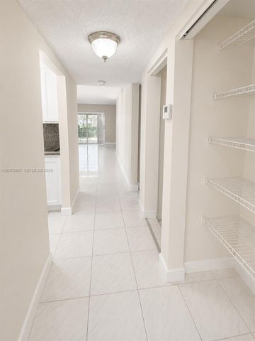 3591 Inverrary Drive 104, Lauderhill, FL 33319