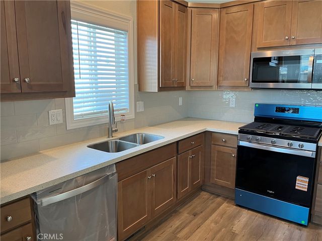 301 E Foothill Boulevard 59, Pomona, CA 91767