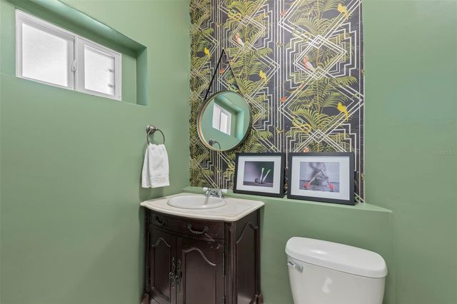 1125 11TH AVENUE NE, St Petersburg, FL 33705