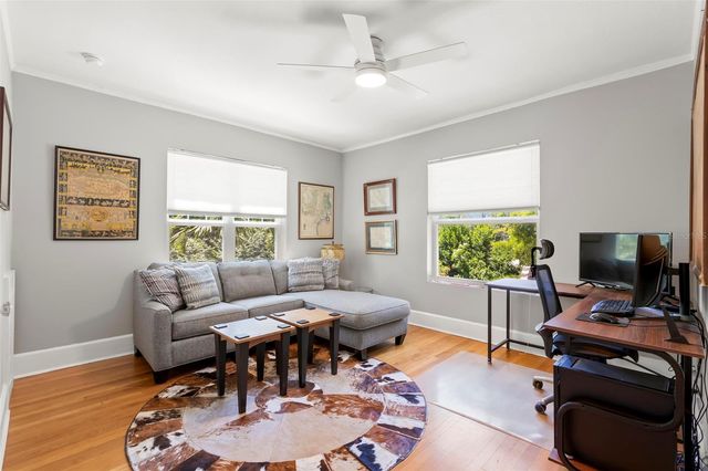 1125 11TH AVENUE NE, St Petersburg, FL 33705