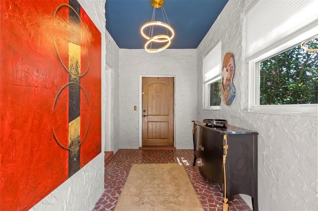 1125 11TH AVENUE NE, St Petersburg, FL 33705