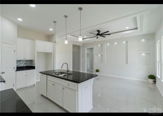 1516 E Emma Elizabeth Street, Weslaco, TX 78599