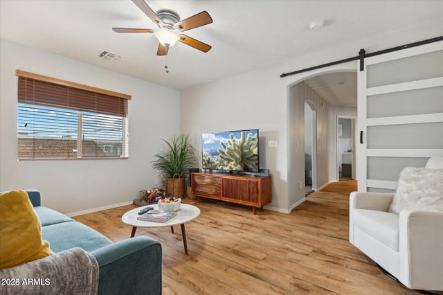 5210 N 16TH Drive, Phoenix, AZ 85015