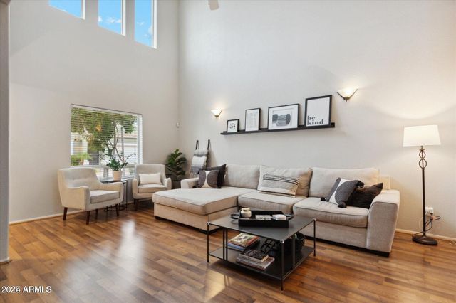 5210 N 16TH Drive, Phoenix, AZ 85015