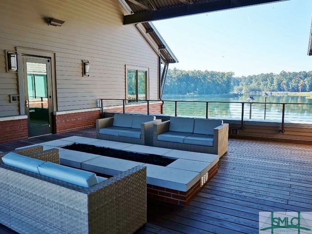 270 Monterey Loop, Richmond Hill, GA 31324