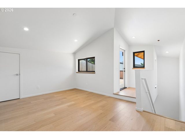 4625 N CAMPBELL Ave, Portland, OR 97217