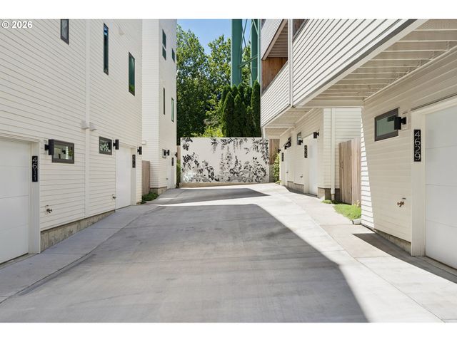 4625 N CAMPBELL Ave, Portland, OR 97217