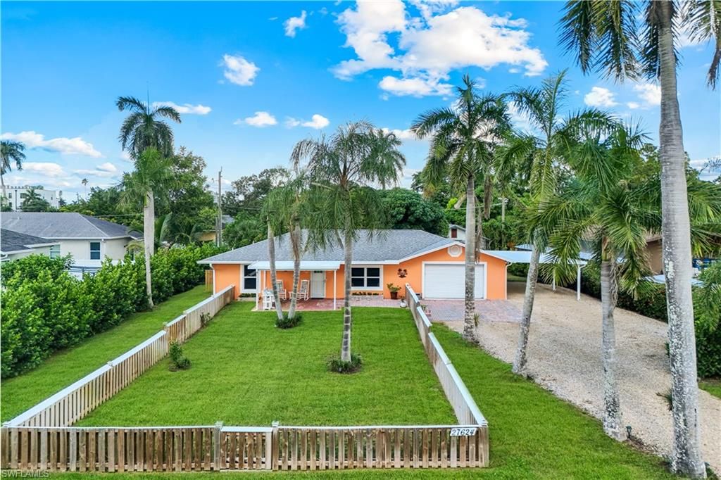 27624 Pullen AVE, BONITA SPRINGS, FL 34135 — exterior