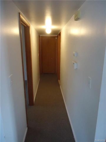 23827 Willard Avenue, Warren, MI 48089