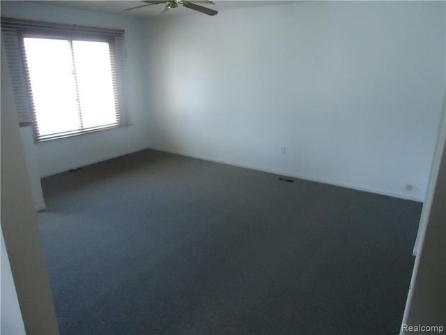 23827 Willard Avenue, Warren, MI 48089