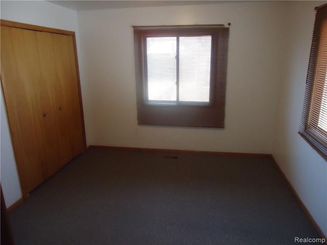 23827 Willard Avenue, Warren, MI 48089