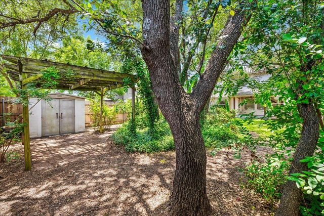 1704 Mcdowell BND, Leander, TX 78641