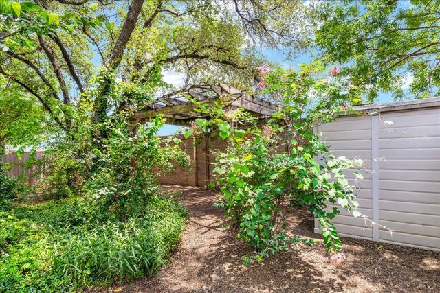 1704 Mcdowell BND, Leander, TX 78641