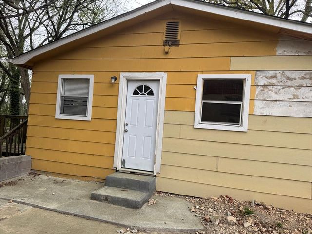 6127 Pinegrove Road, Riverdale, GA 30274