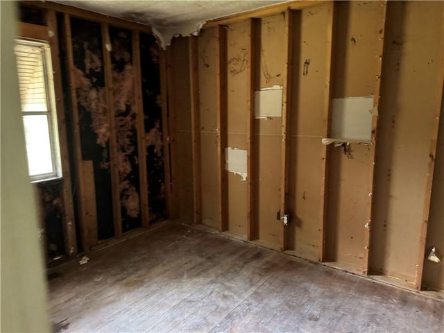 6127 Pinegrove Road, Riverdale, GA 30274