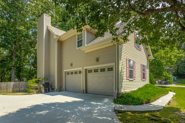 5311 Kellys Point, Ooltewah, TN 37363