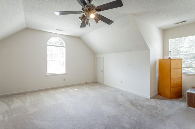 5311 Kellys Point, Ooltewah, TN 37363