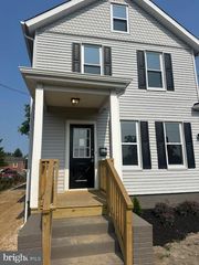 51 S MYRTLE ST #2, Vineland, NJ 08360