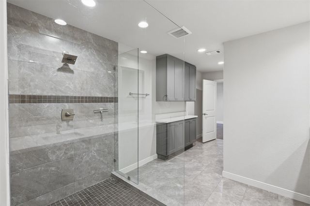 6422 Woodbrook Lane, Houston, TX 77008