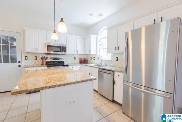 1104 COLONY TRAIL, Hoover, AL 35226