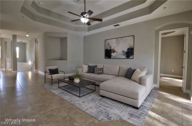 7848 Clemson ST 6-202, Naples, FL 34104